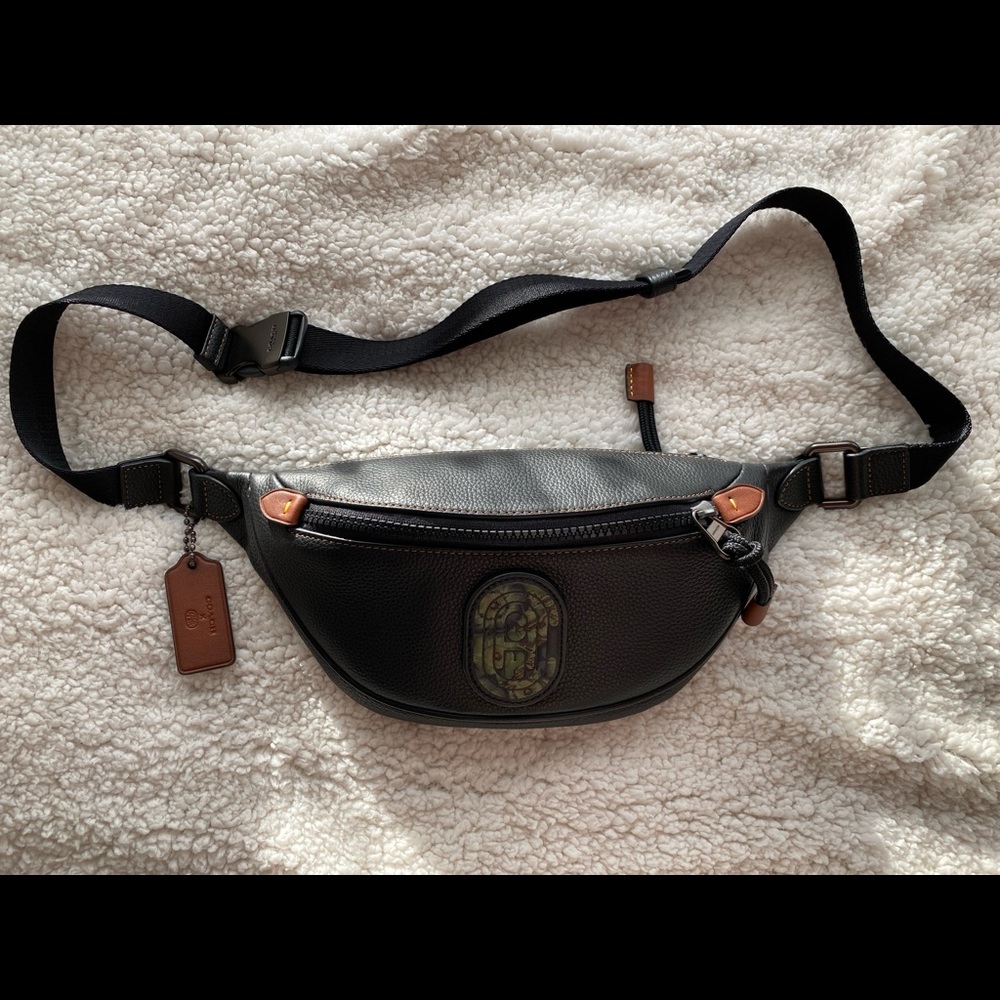 ❌SOLD❌ Coach Rivington Belt Bag 7 W/ Kaffe Fassett Patch - Black